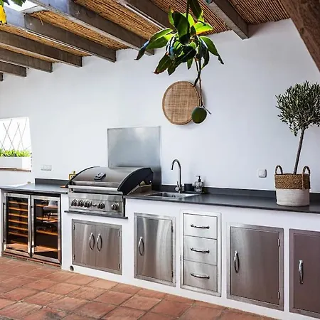 Luxurious In Tamango Hill Villa Torrox