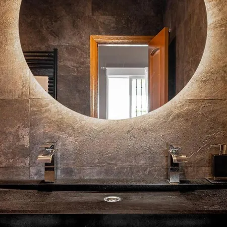 Villa Luxurious In Tamango Hill