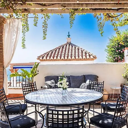 Luxurious In Tamango Hill Villa Torrox