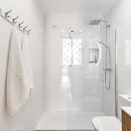 Vila Luxurious In Tamango Hill Torrox